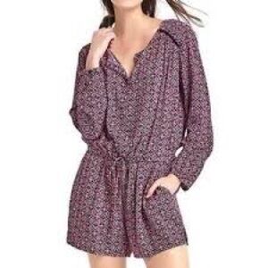 Gap. Geometric Pattern Tie Waist Long Sleeve Romper. Size XS.